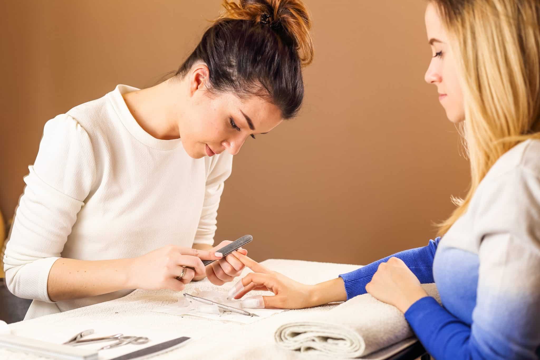 Nail Technician Courses in Nottingham - wide 6